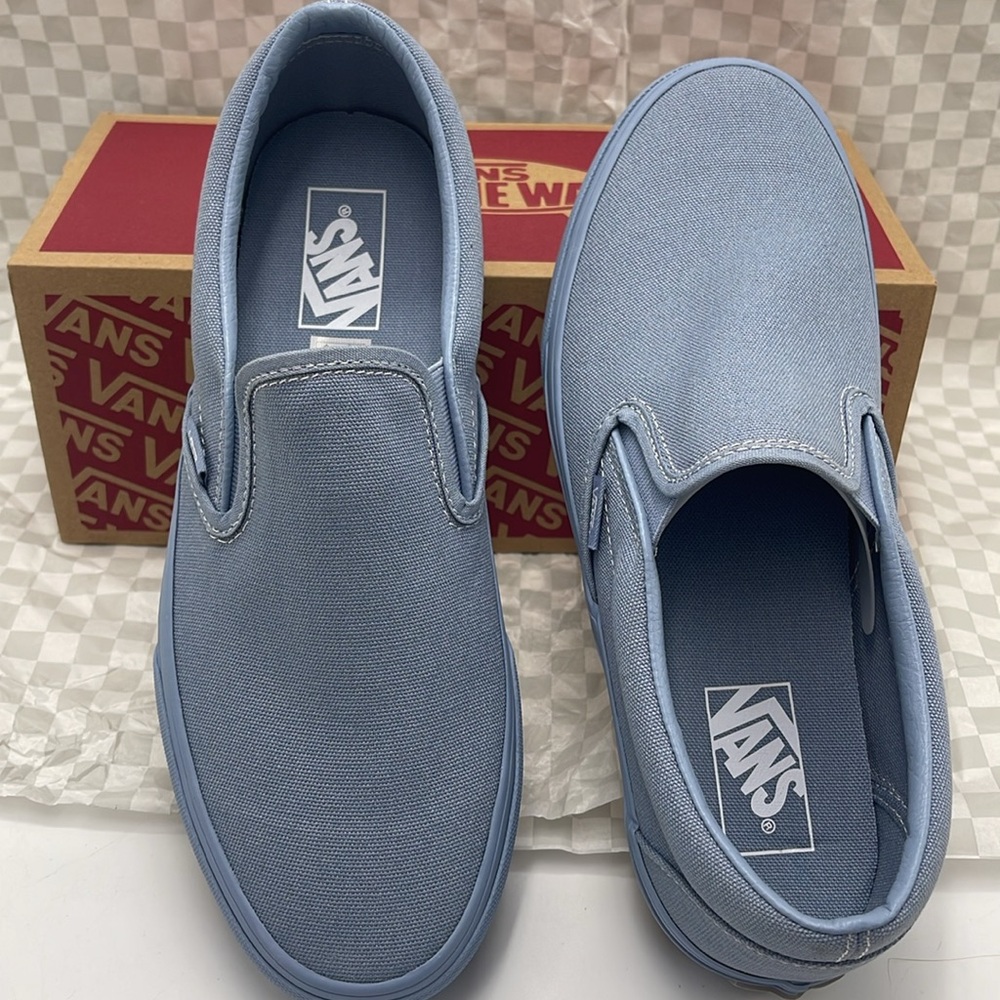 Vans Women’s Canvas Upper Classic Slip-On
Pastel Mono Dusty Blue
VN000CT5DSB - Picture 13 of 16